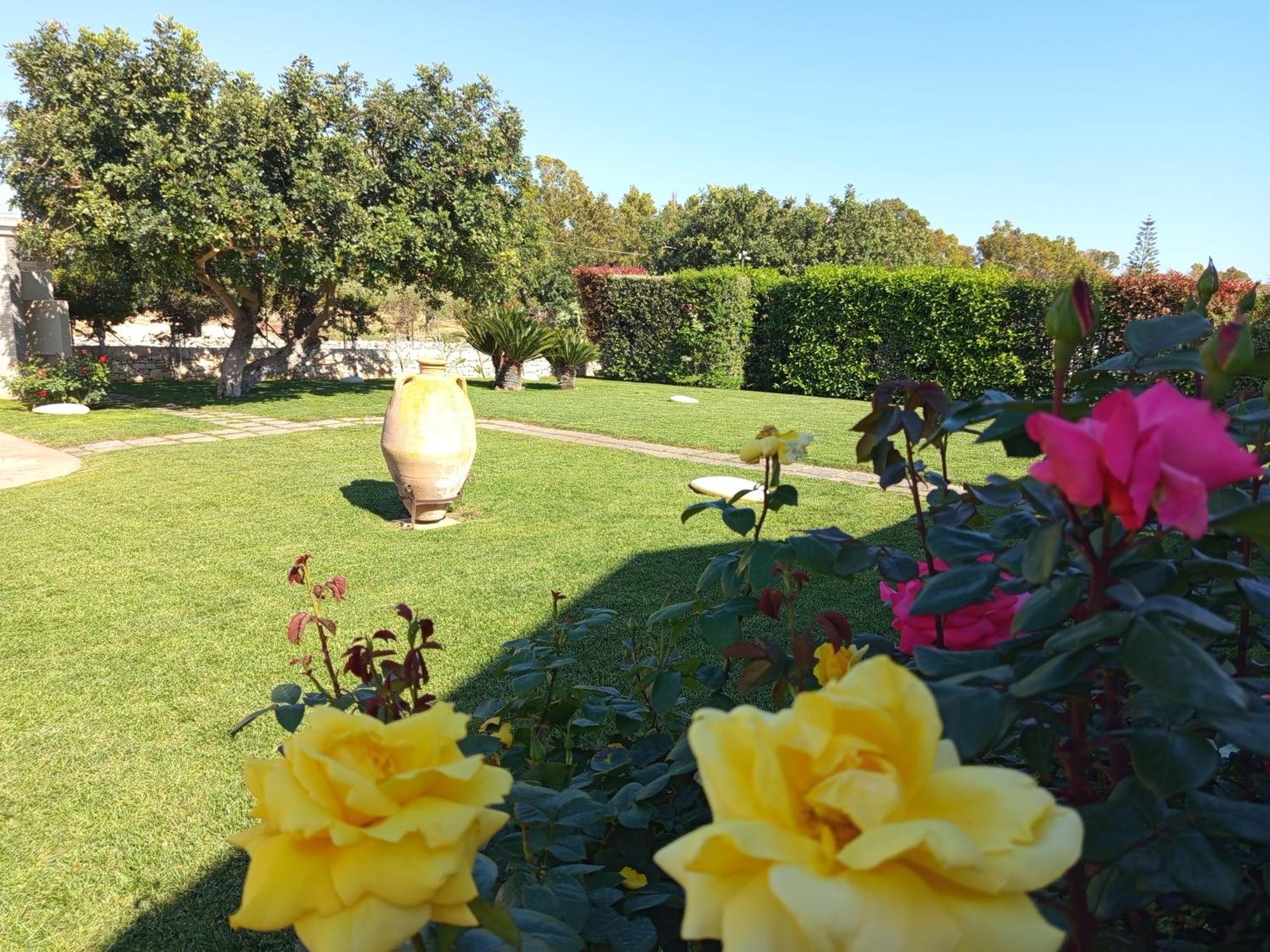 La Giara Guest House มารีนาดิมอดิกา ภายนอก รูปภาพ