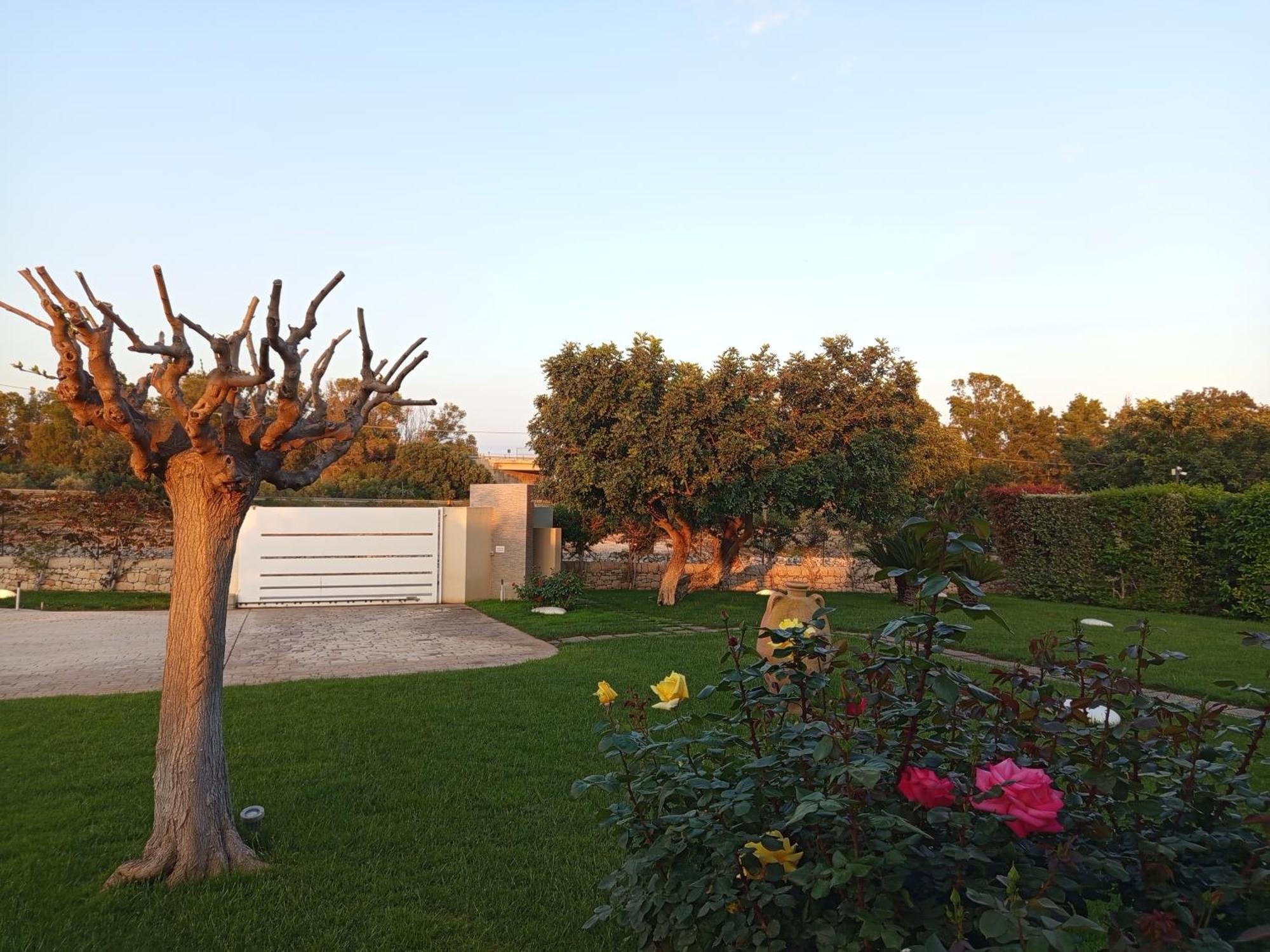 La Giara Guest House มารีนาดิมอดิกา ภายนอก รูปภาพ